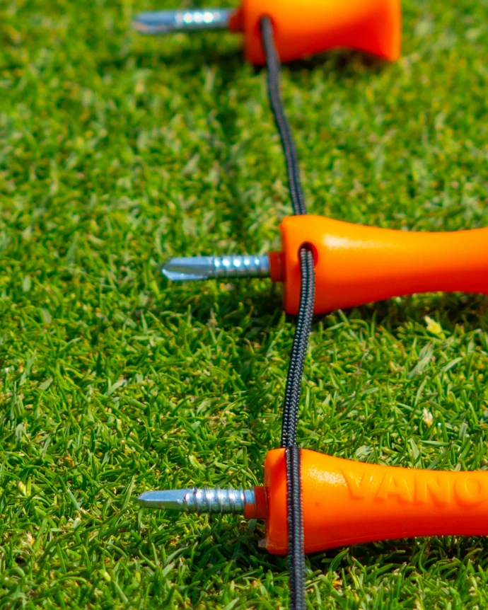 Tee de golf Vanotee orange aligné