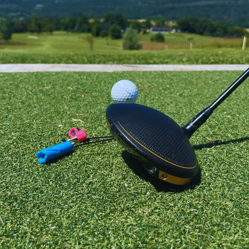 Tee de golf Vanotee à hauteur personnalisable.webp